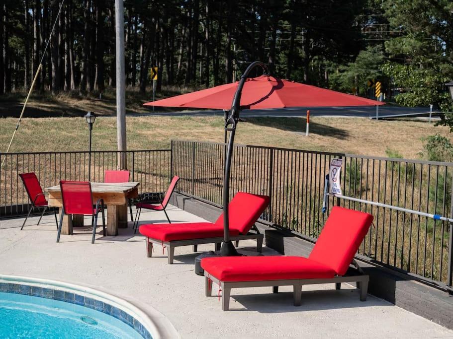 Apartment Stonegate King Bed Wifi 50in Roku Tv Salt Water Pool # 302 Eureka Springs